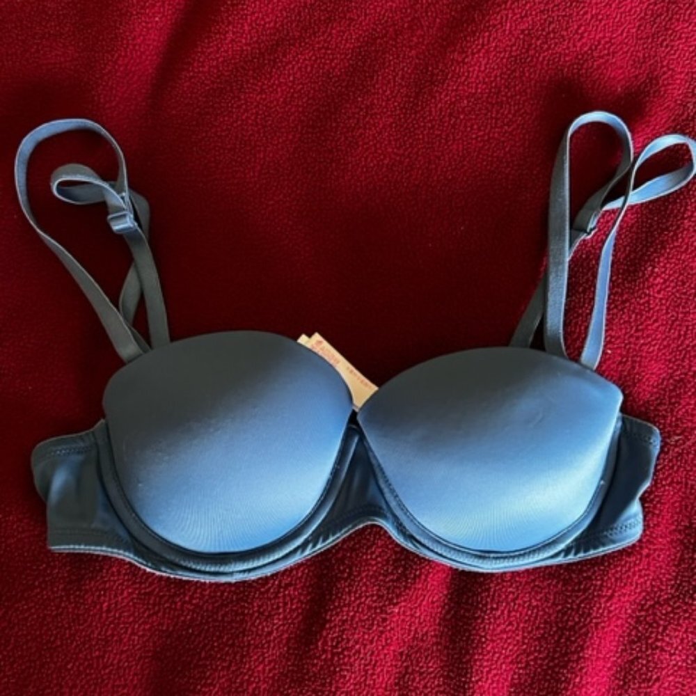 CLEARANCE Victoria's Secret Blue 32A Push Up Bra (Converts to Strapless)